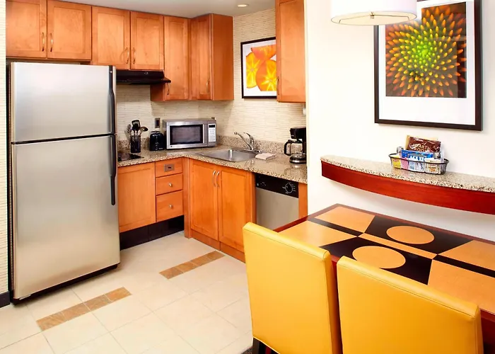 Downtown Hotel