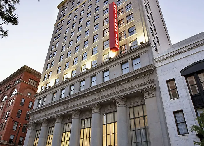 Downtown 3*