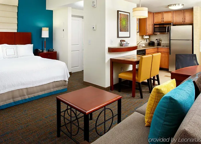 Downtown Hotel