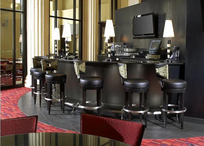 Hotel Downtown 3*