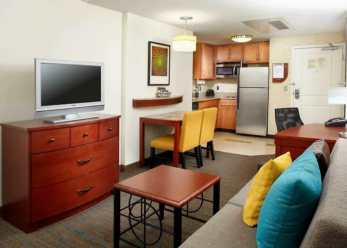 Downtown Hotel